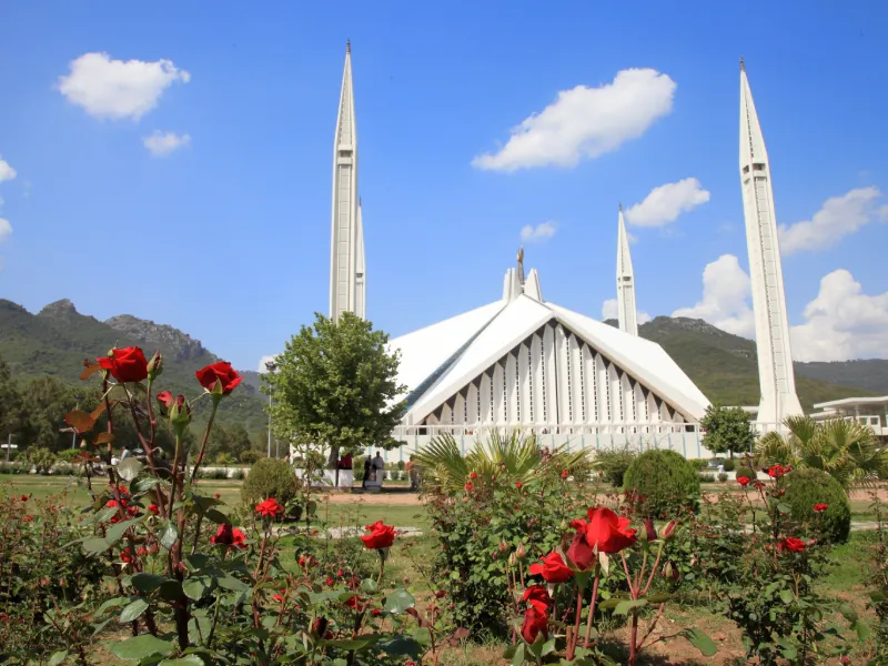 Giardino della Moschea di faisal, Moschea Faisal